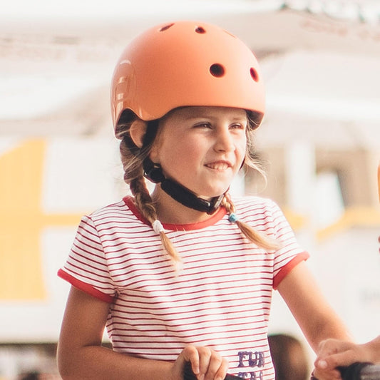 Scoot & Ride Helmet in Colour Peach