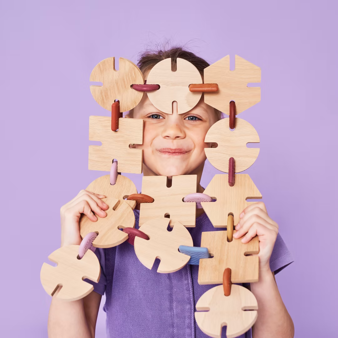 BAVVIC FAMILY SET – 256 Pieces