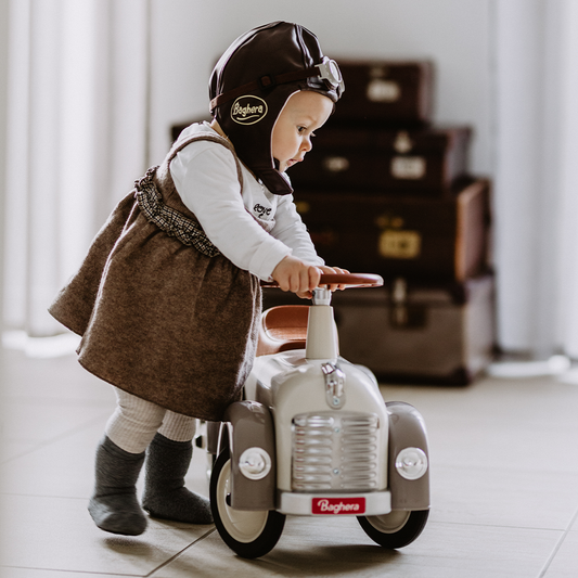 Baghera Speedster Silk Grey Ride-On