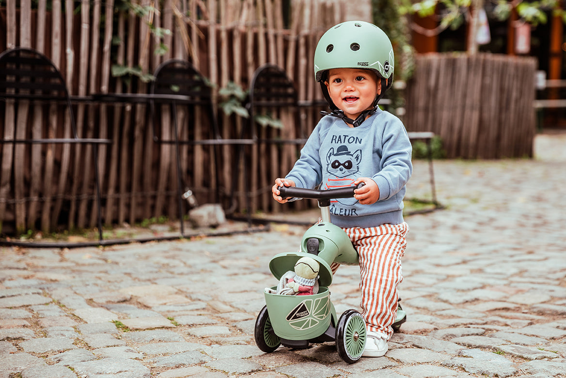 Scoot & Ride Highwaykick 1 Lifestyle - Green Lines