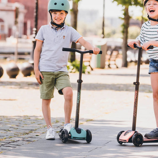 Scoot and Ride Highwaykick 5 in colour Forest