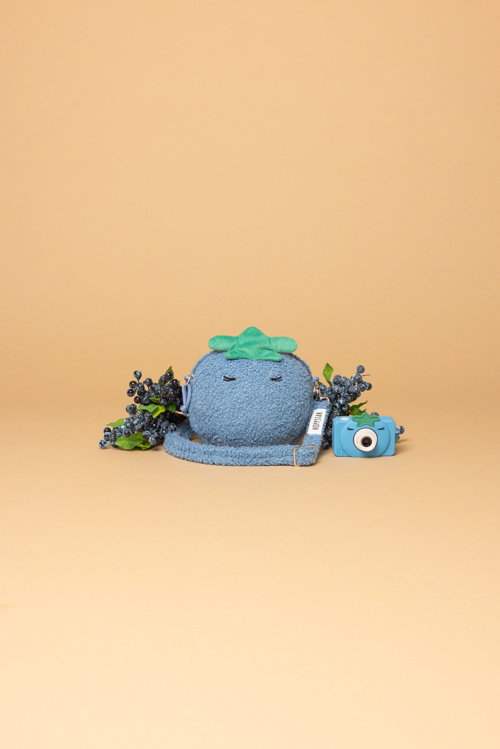 Hoppstar Rookie Bluebell Digital Camera + Fruit Bag Bundle