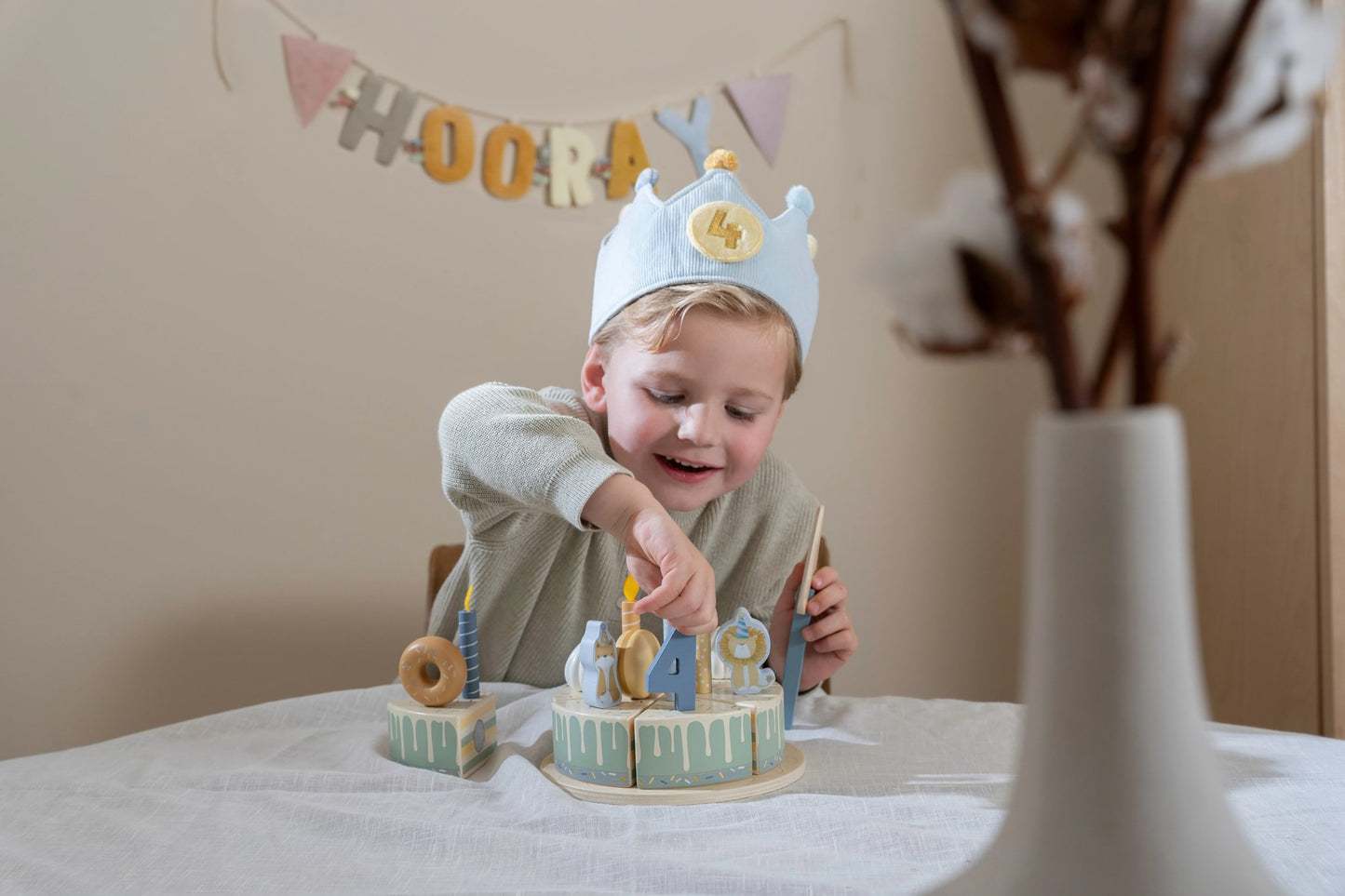 Little Dutch Blue Birthday Crown