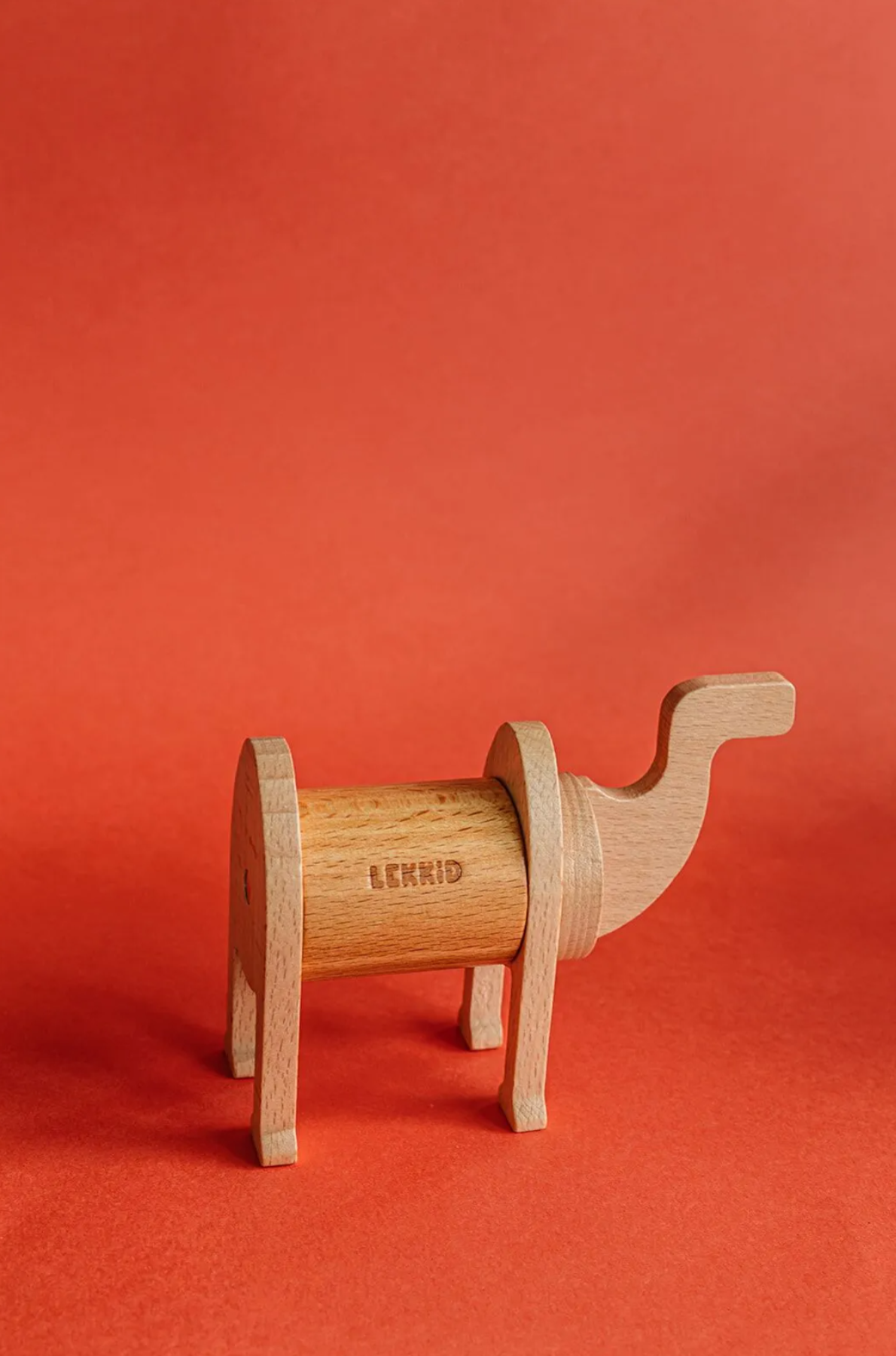 LEKKID Magnetic Wooden Animal Construction Set