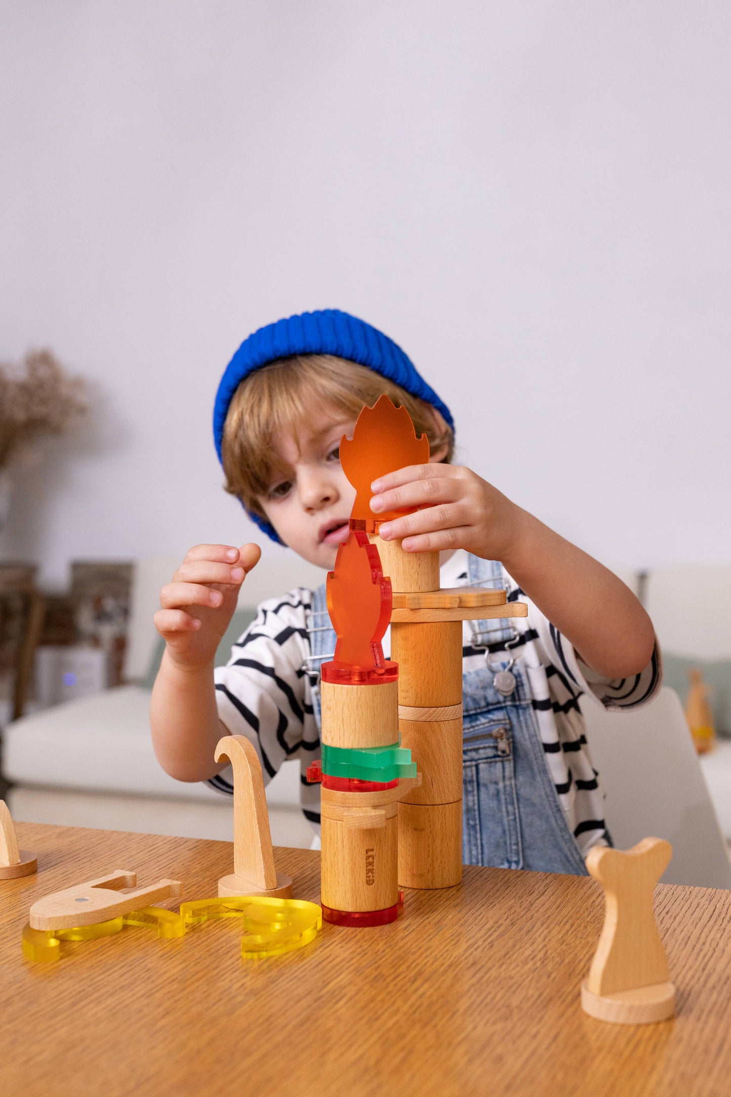 LEKKID Magnetic Wooden Animal Construction Set