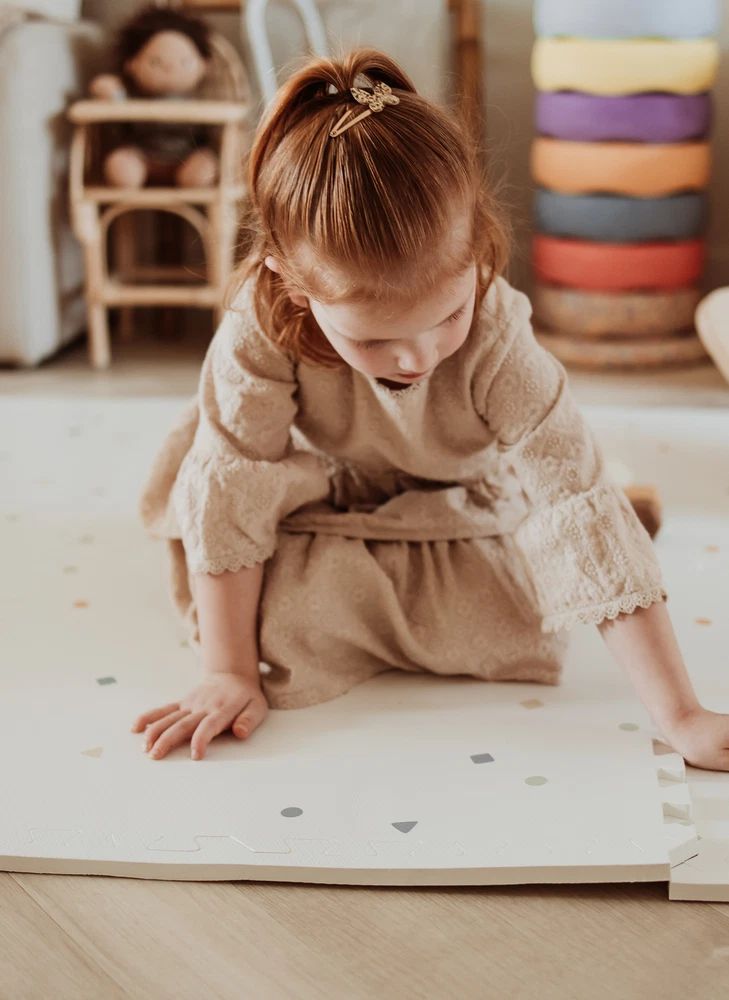 Tiloo World Map Playmat | Foam Toy Storage | Mucky Wolf