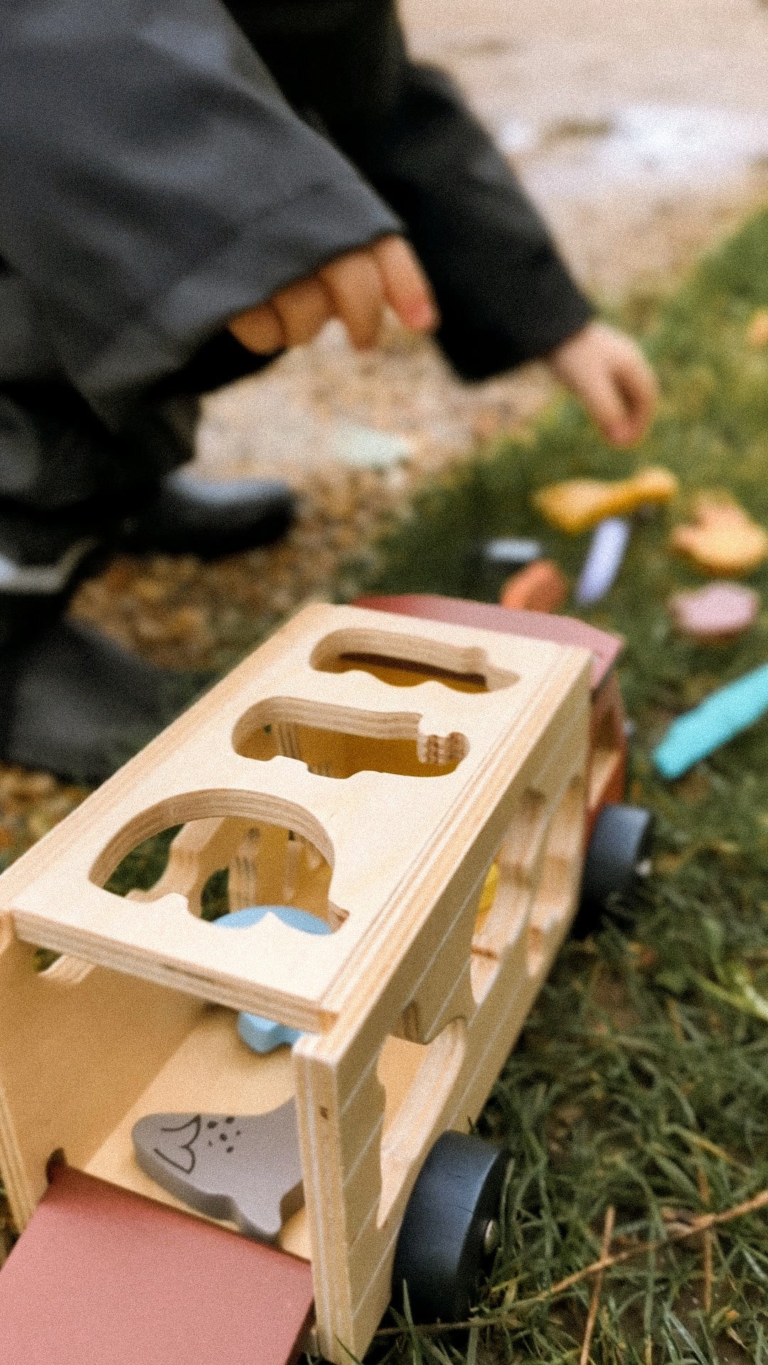 Wooden Shape Sorting Safari Truck | Animal Sorter Toy | Mentari Toys