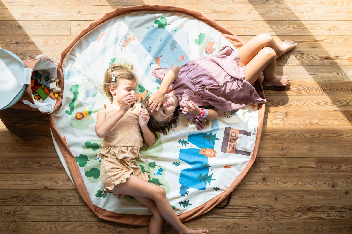 Play&Go SOO Zoo Playmat & Toy Storage | Mucky Wolf