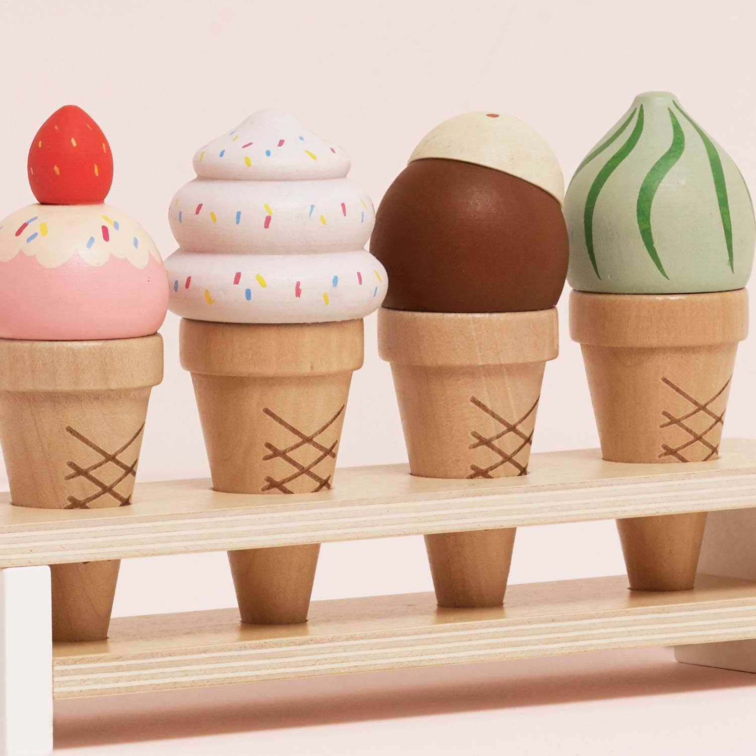 Wooden Ice Cream Cone & Stand Set – FSC® Certified Pretend Play Toy Le Toy Van