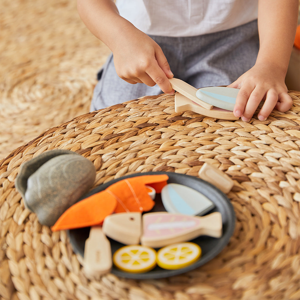 Wooden Seafood Platter Play Food Set | PlanToys