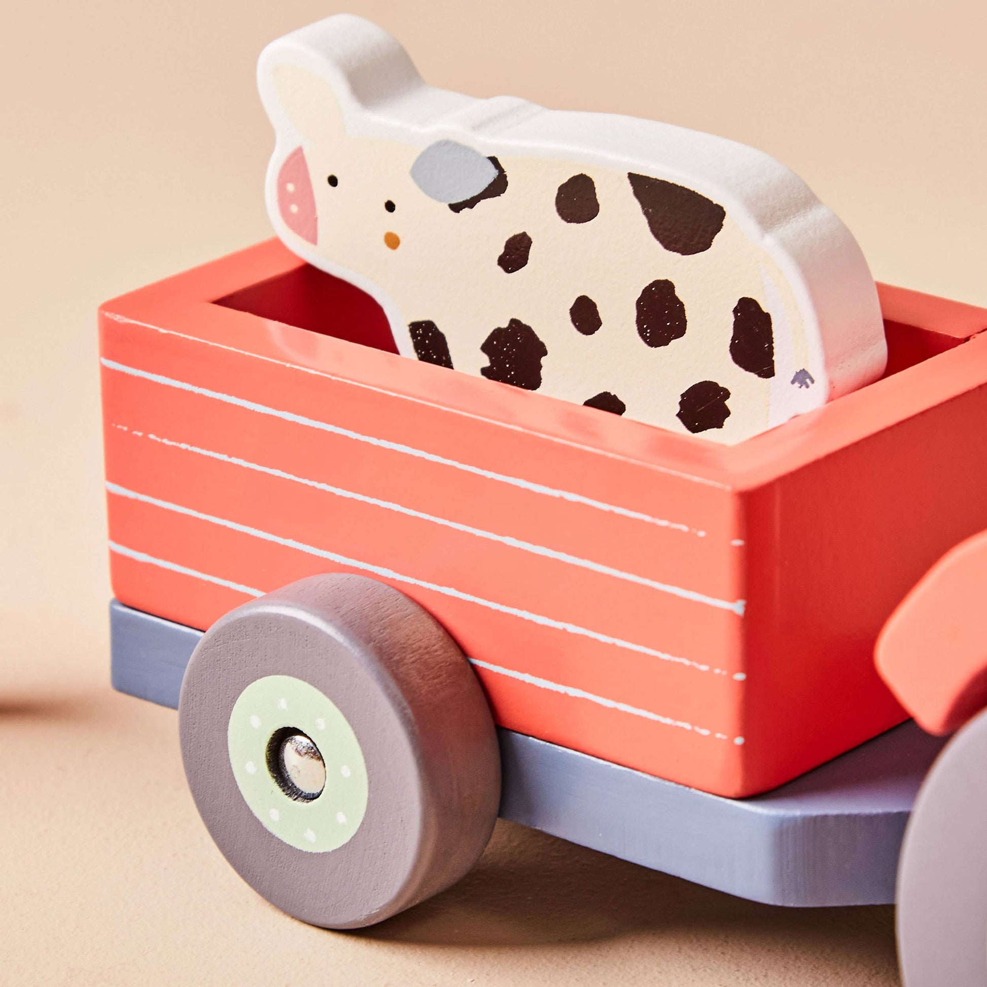 Personalised Wooden Tractor &amp; Animal Trailer Toy – FSC®-Certified Push-Along Farm Set for Toddlers (12 Months+)