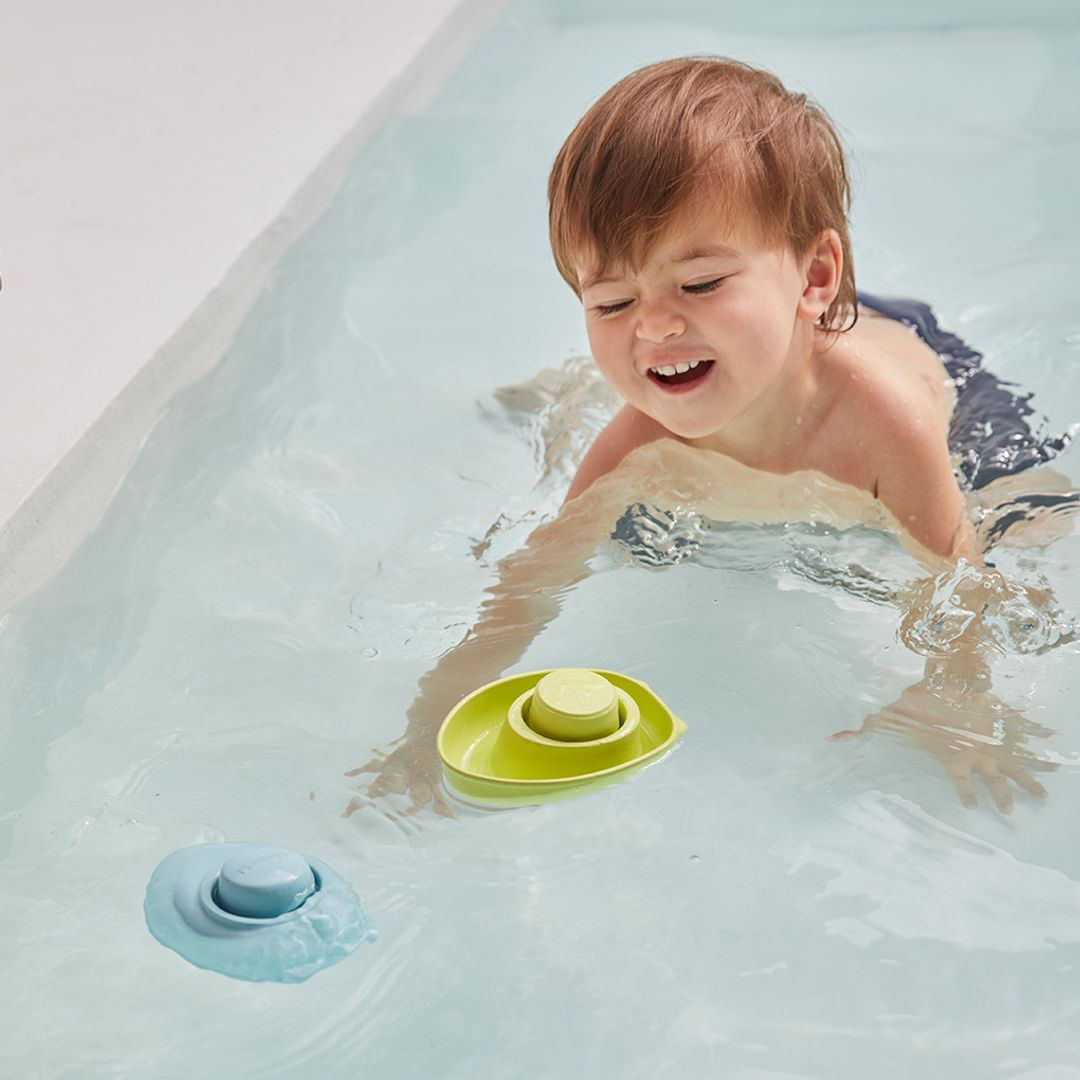 Transforming Rubber Boat Bath Toy | Eco Wood – Mucky Wolf