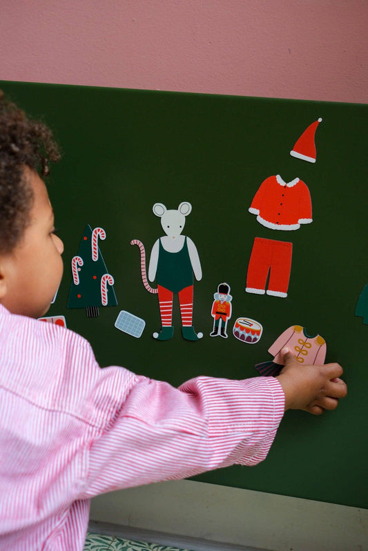 Magnetic Dress-Up Set – Christmas Edition