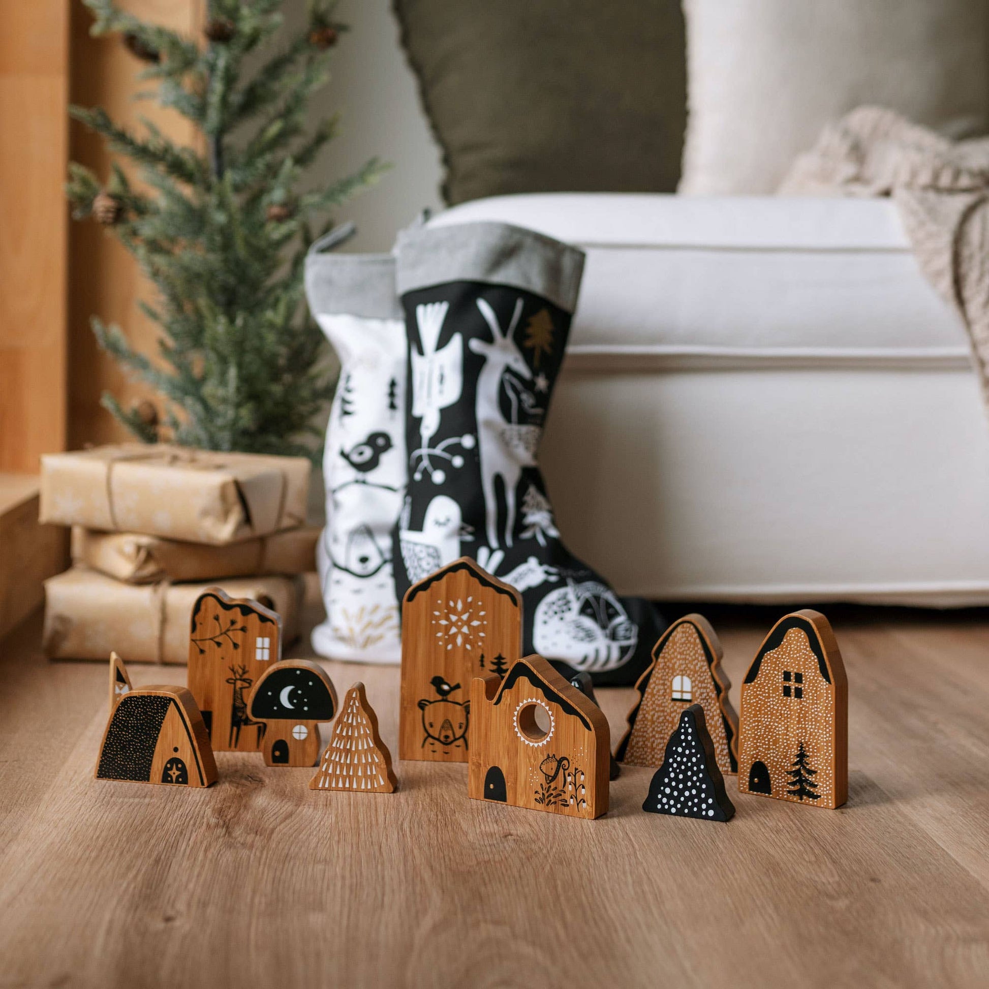 Woodland Village wooden toy for toddlers 