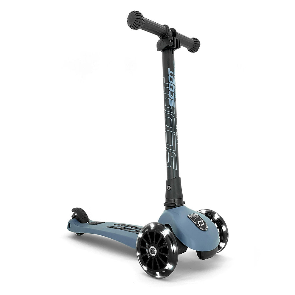 Scoot & Ride Highwaykick 3 LED in colour Steel