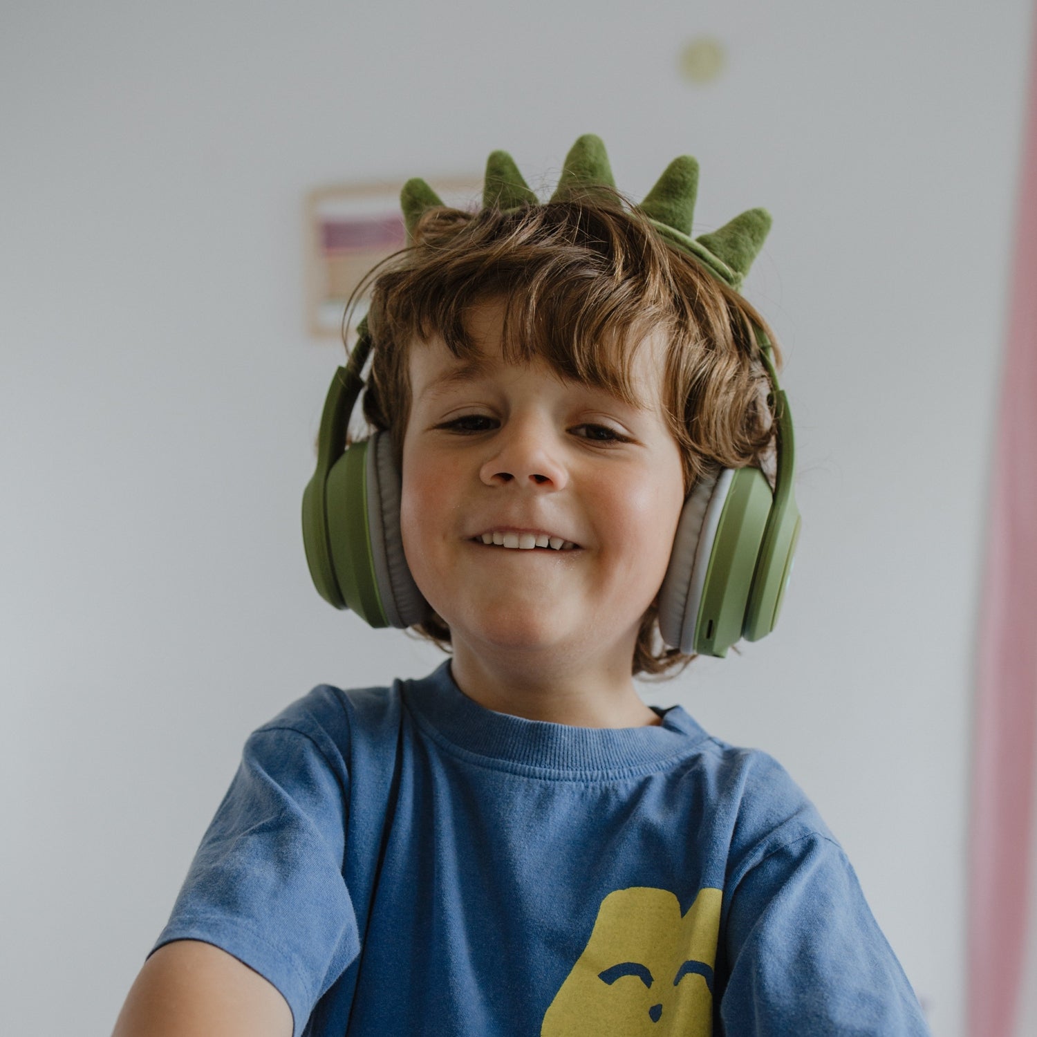 KIDYEARS Kids Bluetooth Headphones | Dino | Volume Limited 85dB | Ages 4+
