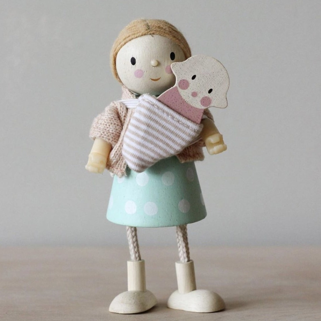 Dolls House Doll - Mrs Goodwood And The Baby