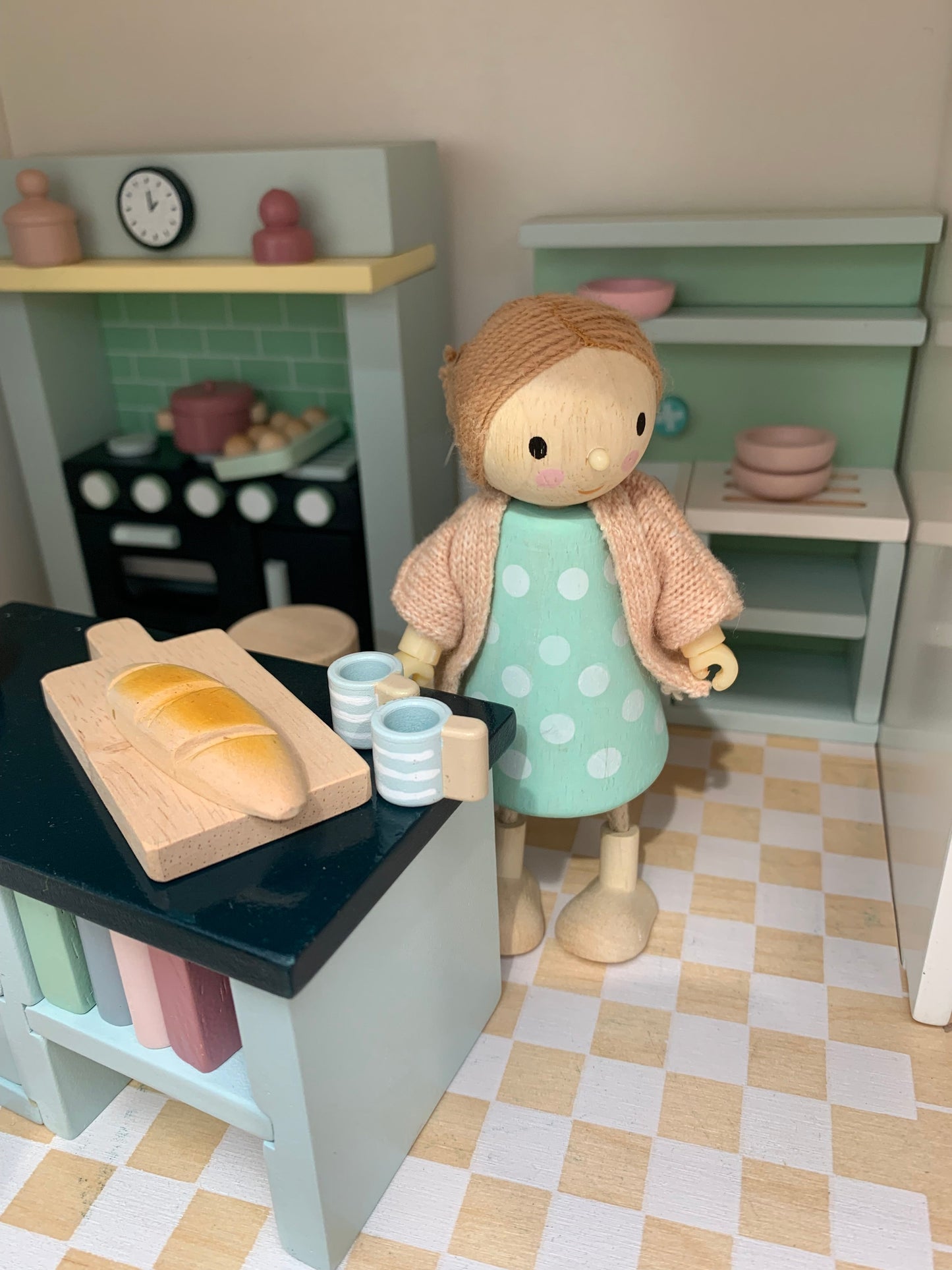 Dolls House Doll - Mrs Goodwood And The Baby