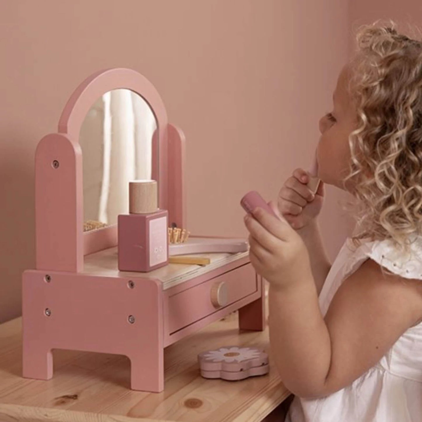 Little Dutch Vanity Table 