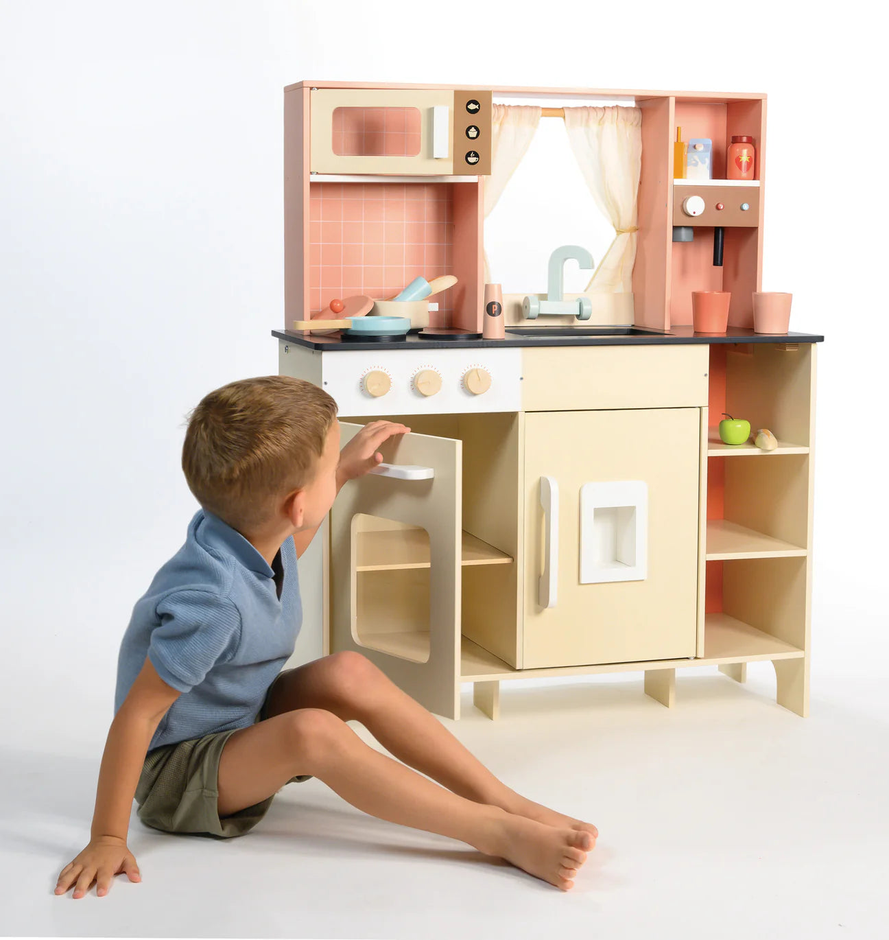 Wooden Toy Kitchen Playset – Realistic Pretend Play for Kids Aged 3+