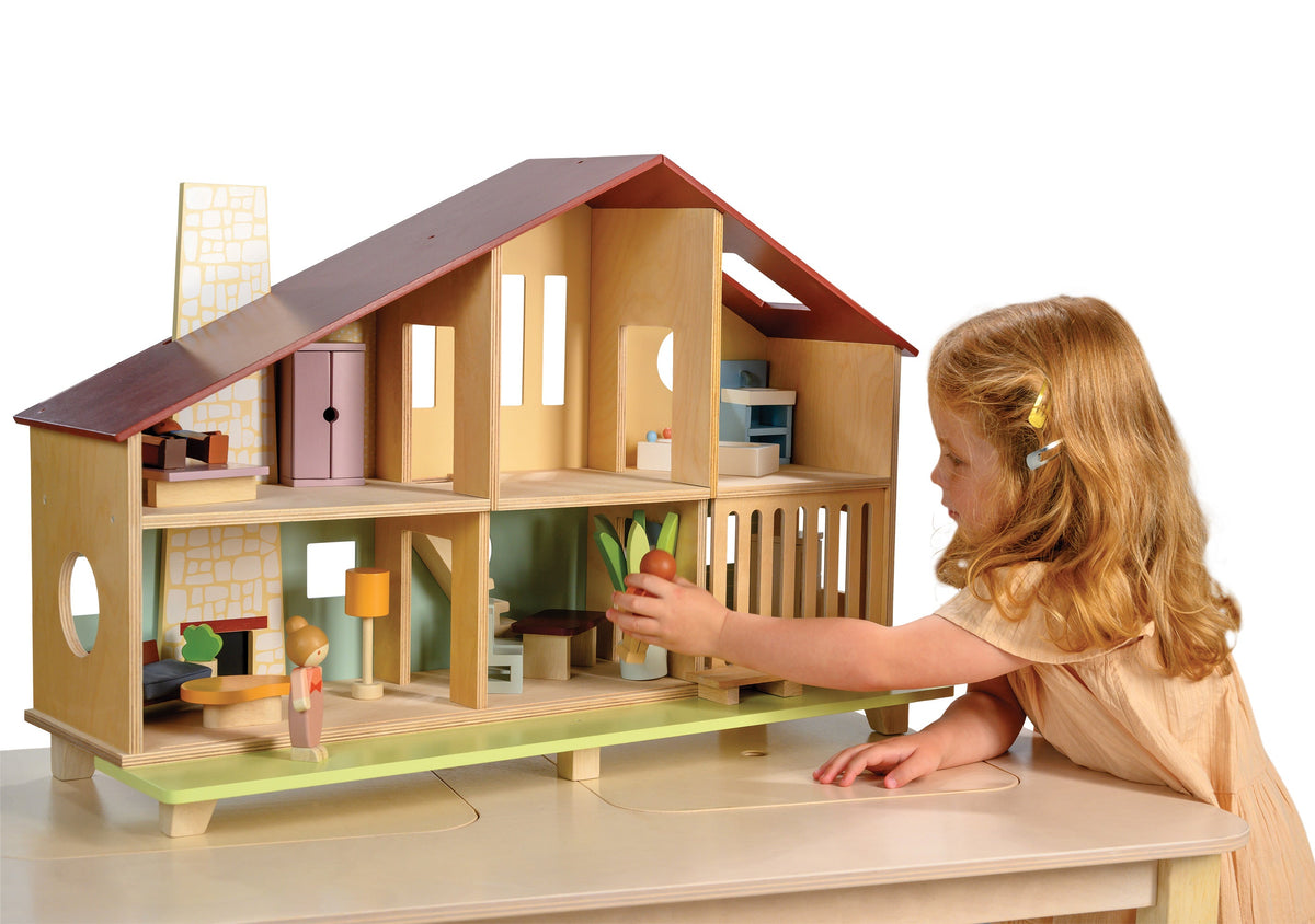 Tender Leaf Toys Cedar Chalet (furniture included)