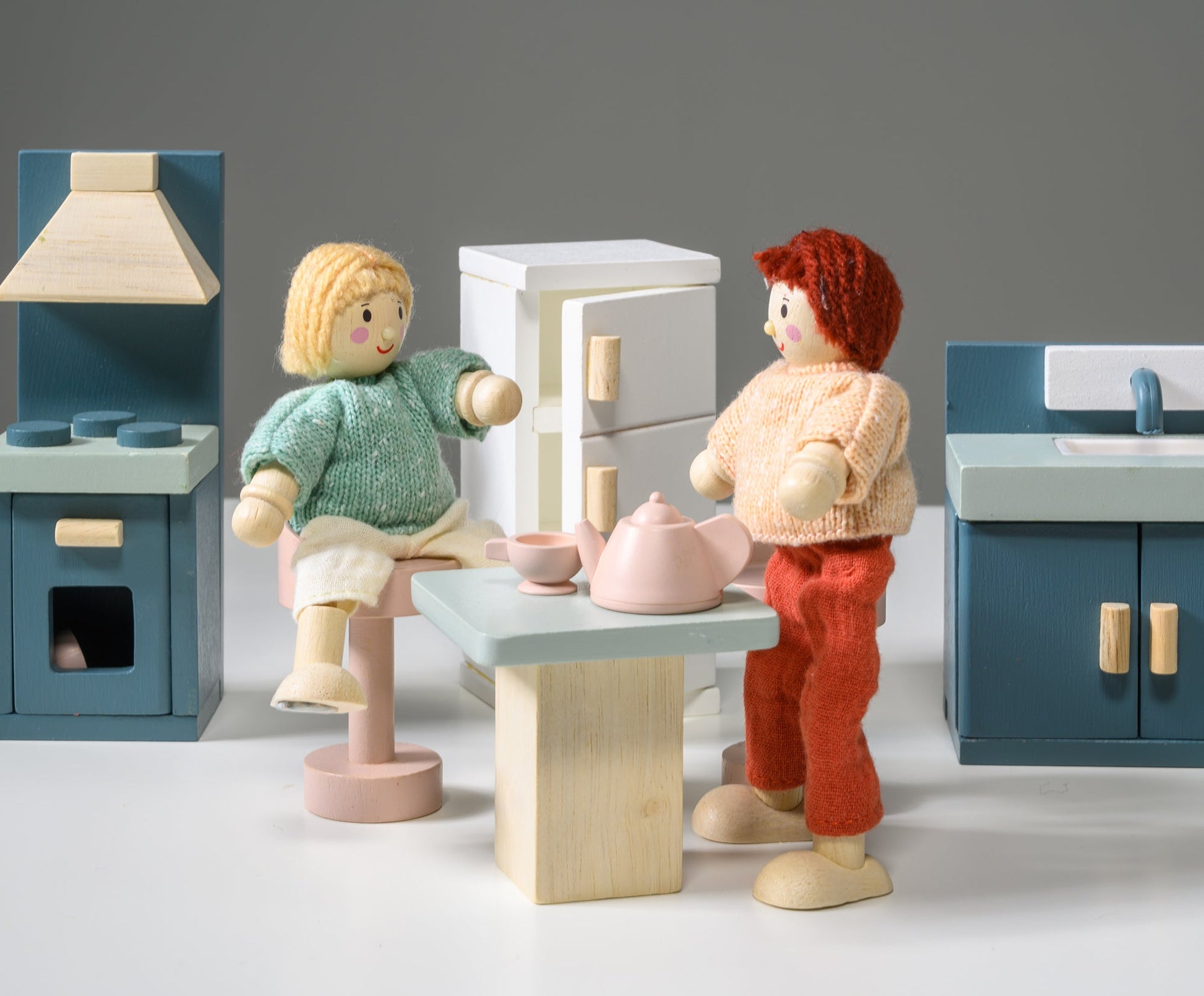 Dolls House Wooden Kitchen Furniture Set