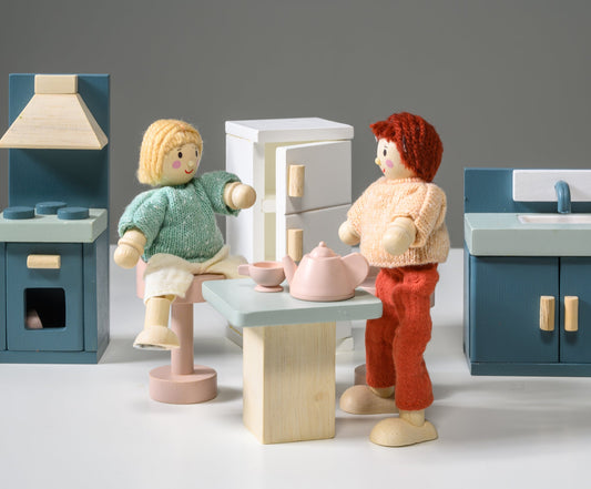 Dolls House Wooden Kitchen Furniture Set