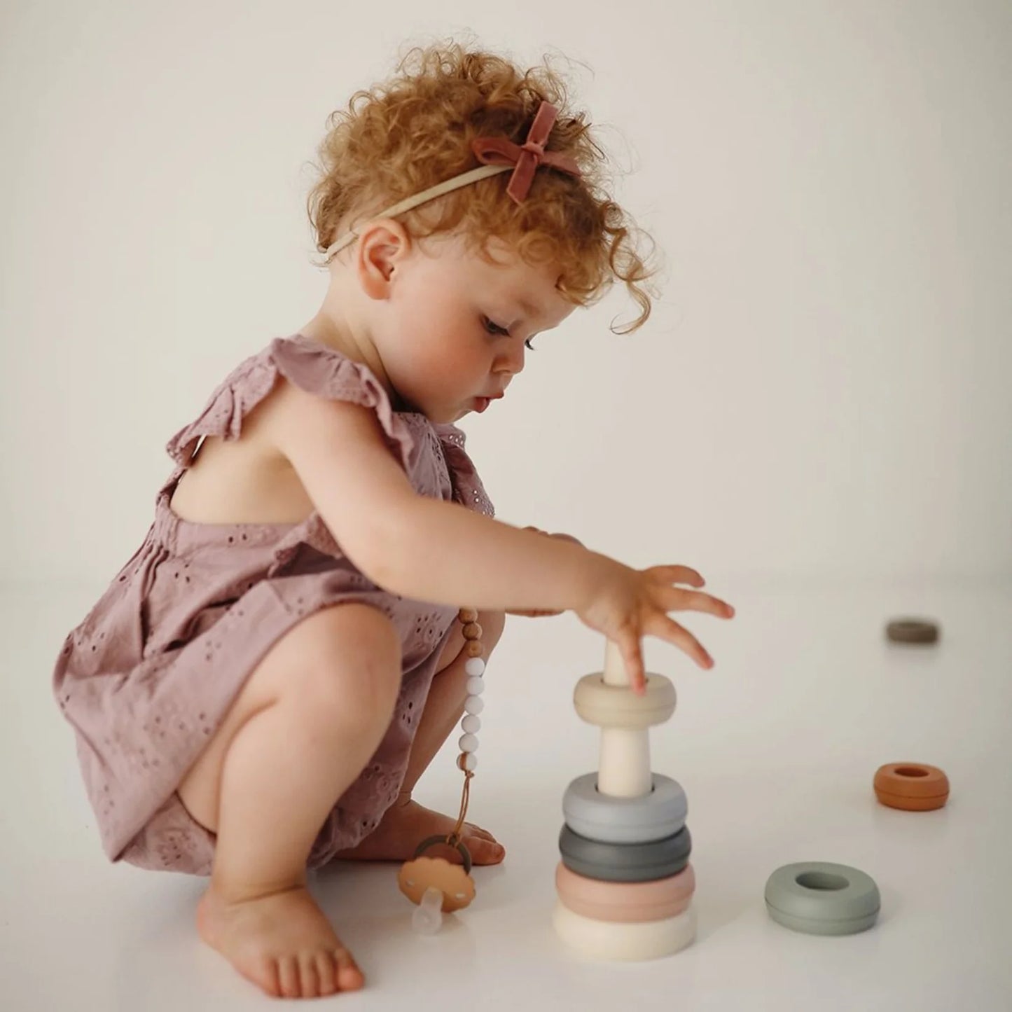 Mushie Toy Gift Box – Ring Tower, Stacking Cups & Bath Boats | Mucky Wolf