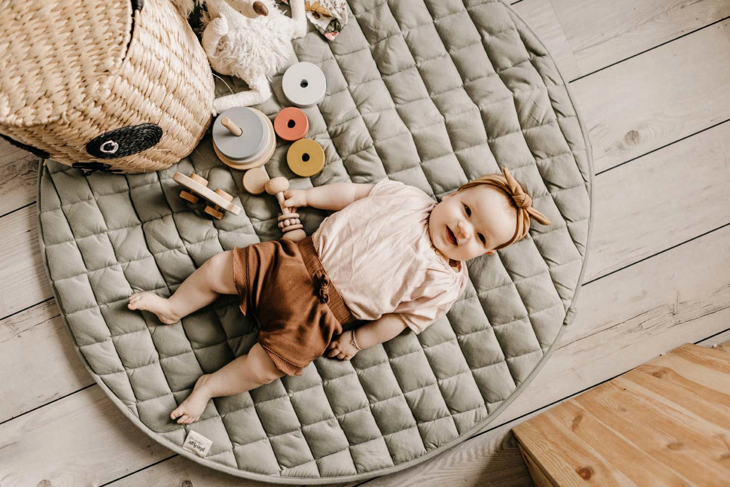 Meadown Green Soft Circle Organic Baby Playmat & Storage Bag - Noomad by Play & Go