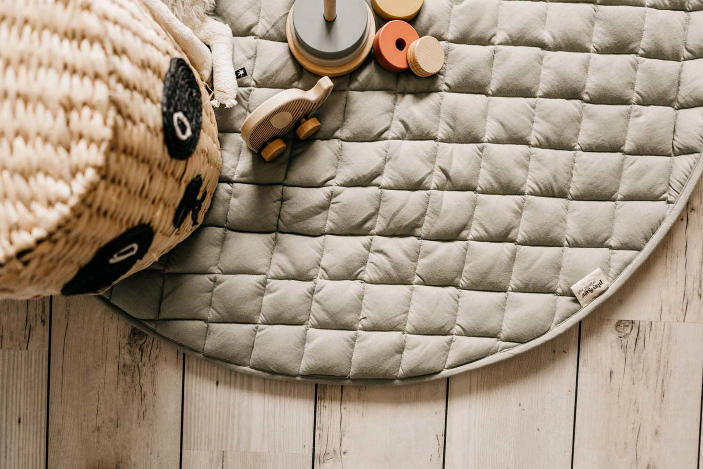 Meadown Green Soft Circle Organic Baby Playmat & Storage Bag - Noomad by Play & Go