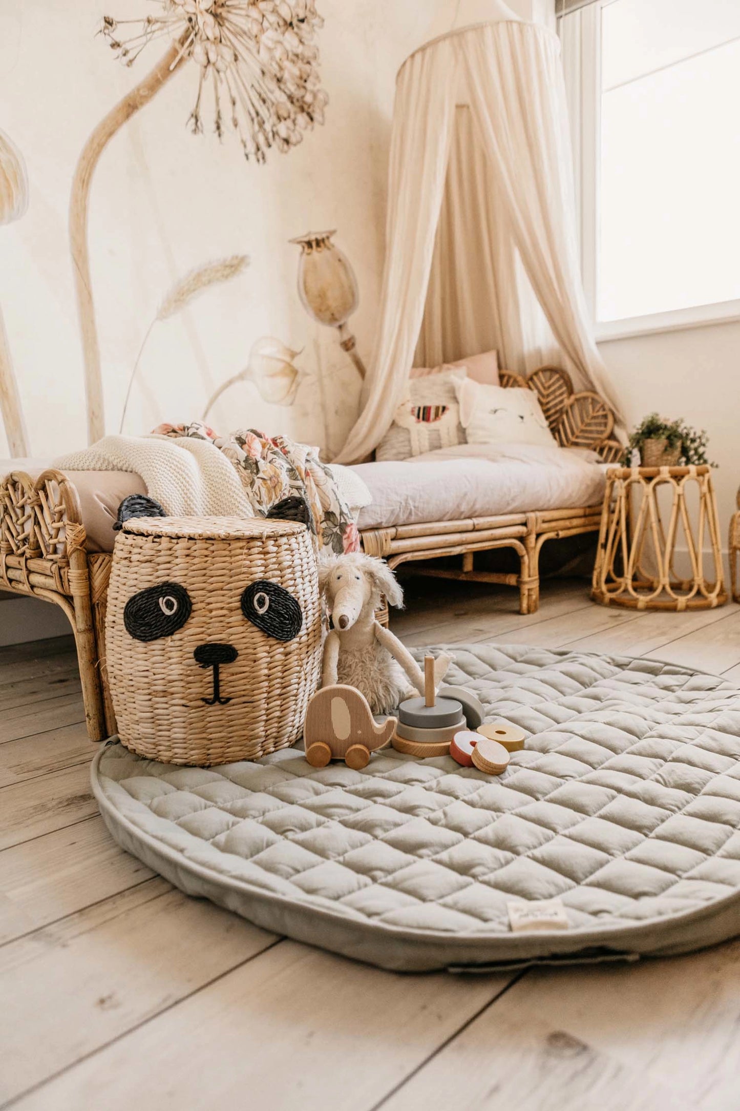 Meadown Green Soft Circle Organic Baby Playmat & Storage Bag - Noomad by Play & Go