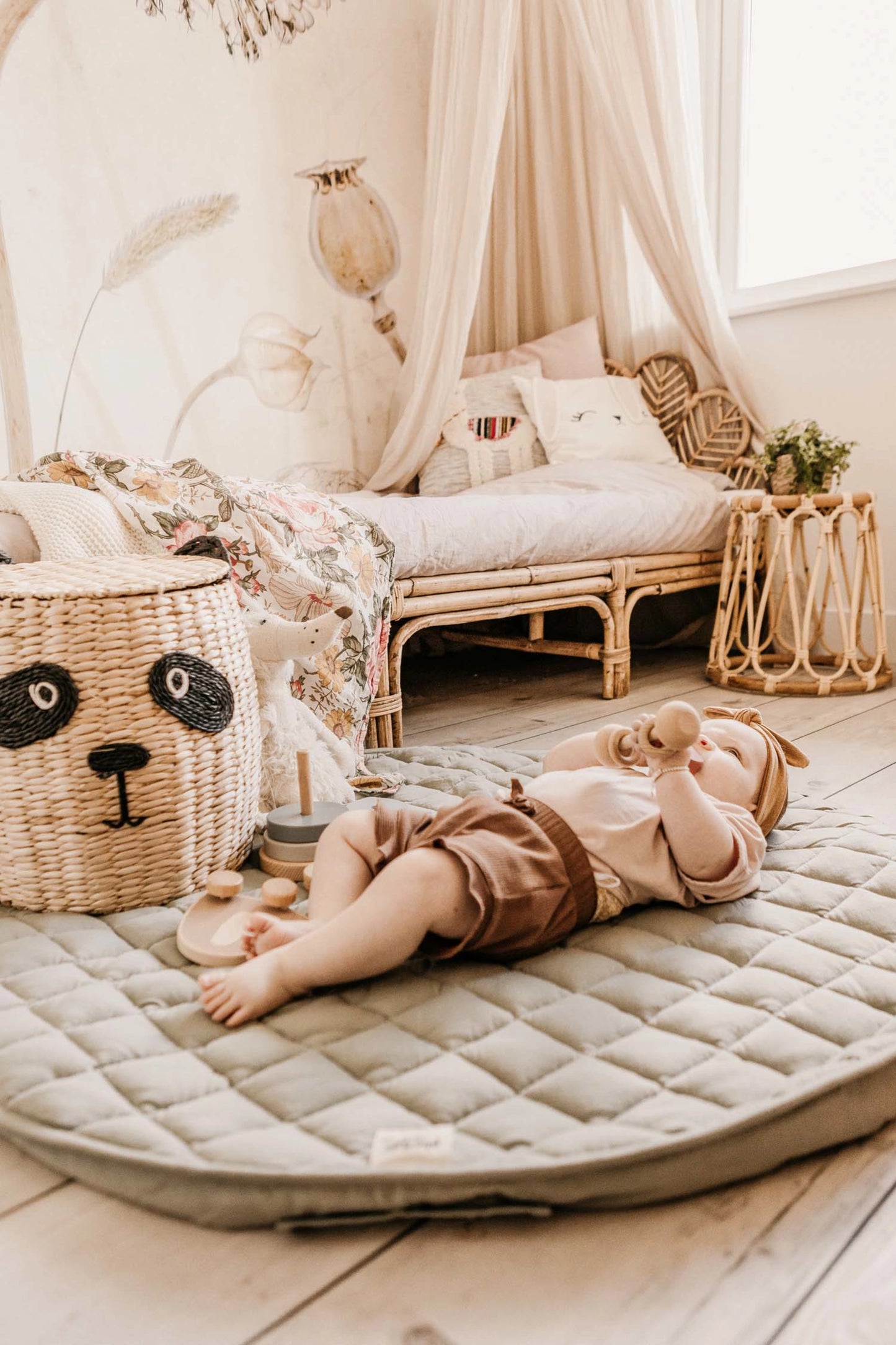 Meadown Green Soft Circle Organic Baby Playmat & Storage Bag - Noomad by Play & Go