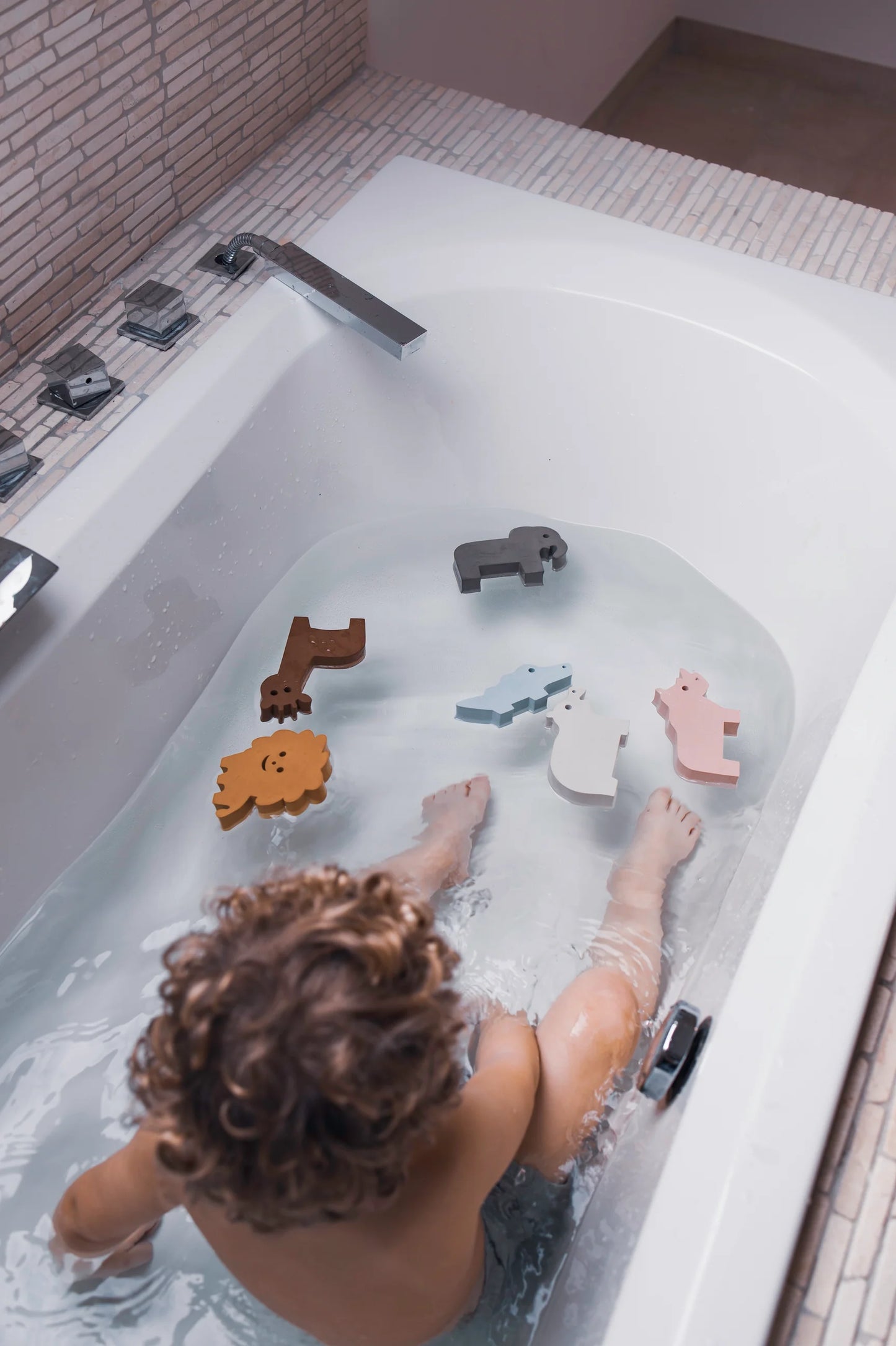 MOES Waterfun Safari Bath Toys