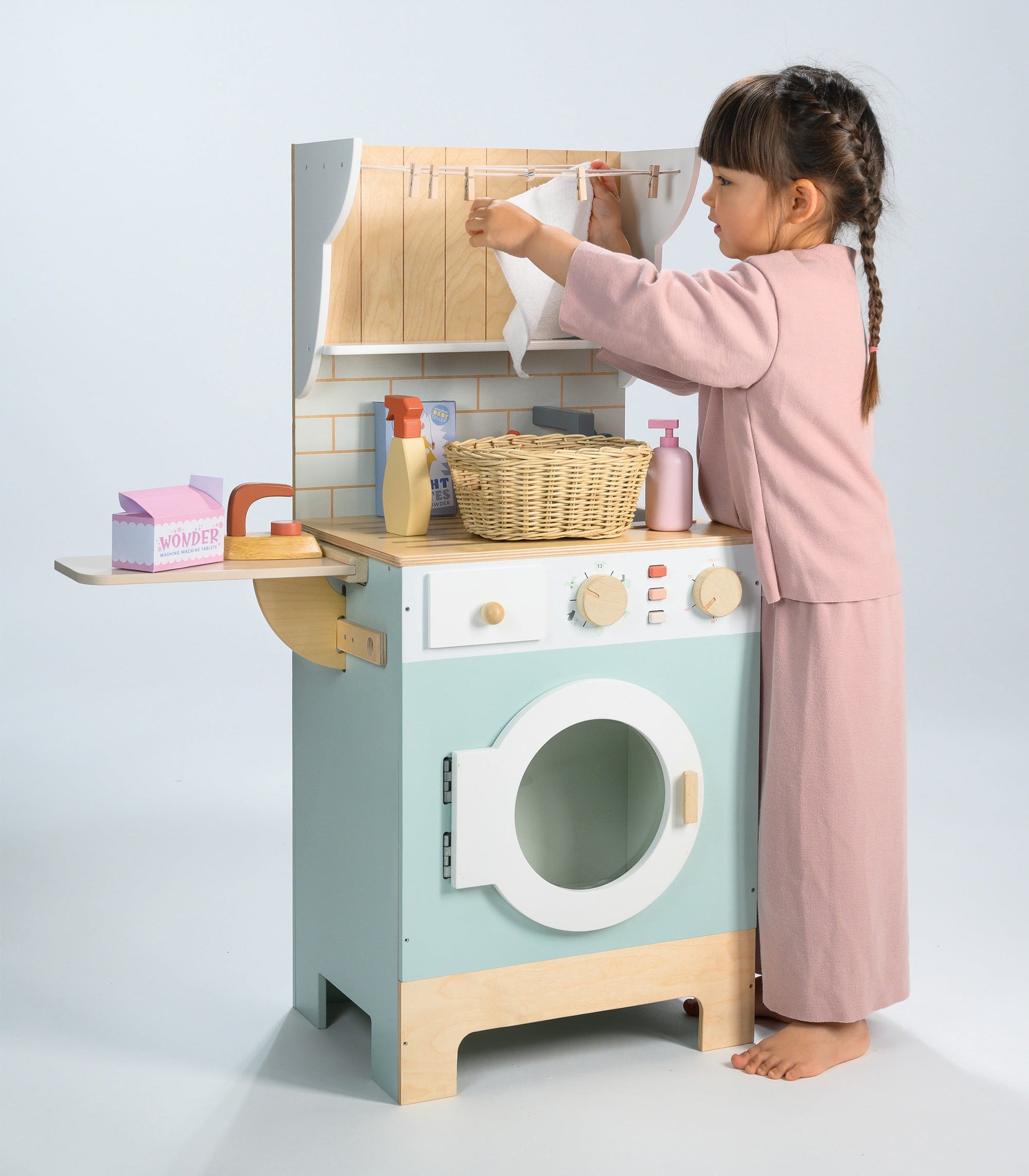 Wooden Laundrette Playset | Pretend Play Washing Machine | Tender Leaf Toys