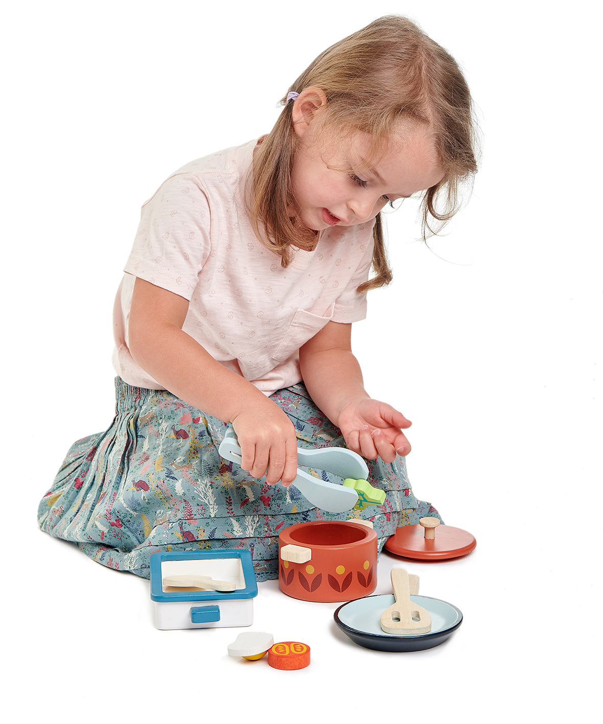  Wooden Pots & Pans Pretend Play Set | Tender Leaf Toys