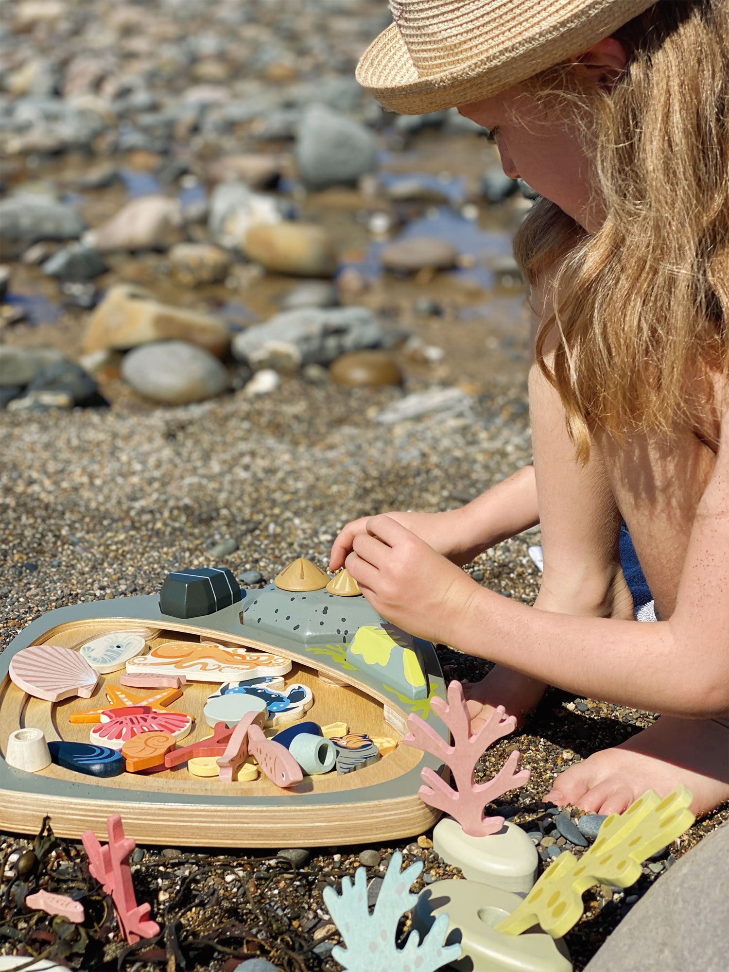My Little Rock Pool - Wooden Montessori Toy by Tender Leaf Toys | Mucky Wolf