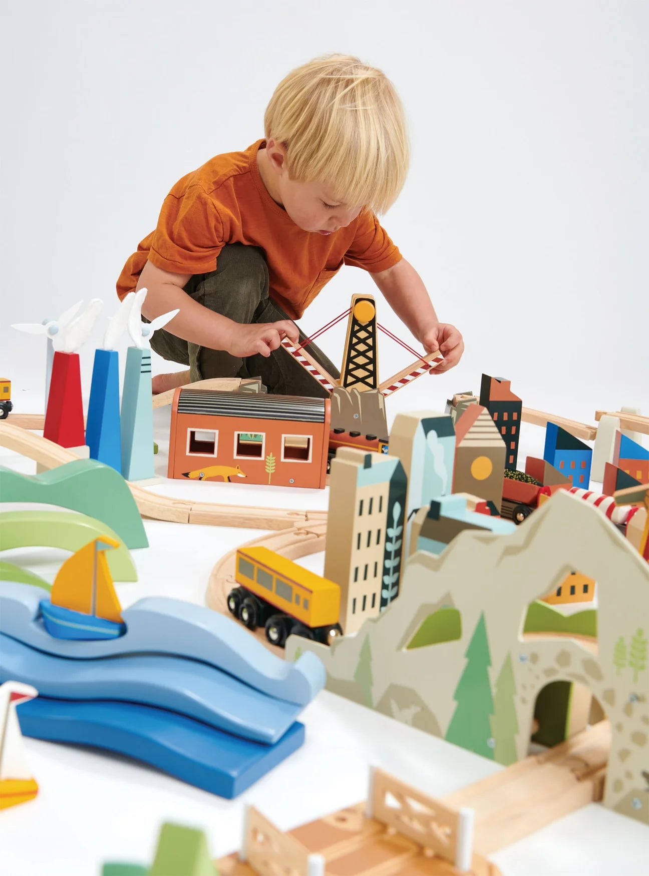 Tender Leaf Toys Mountain View Train Set