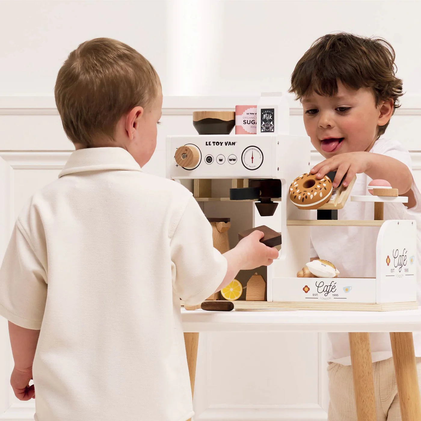 Le Toy Van Barista Café Shop