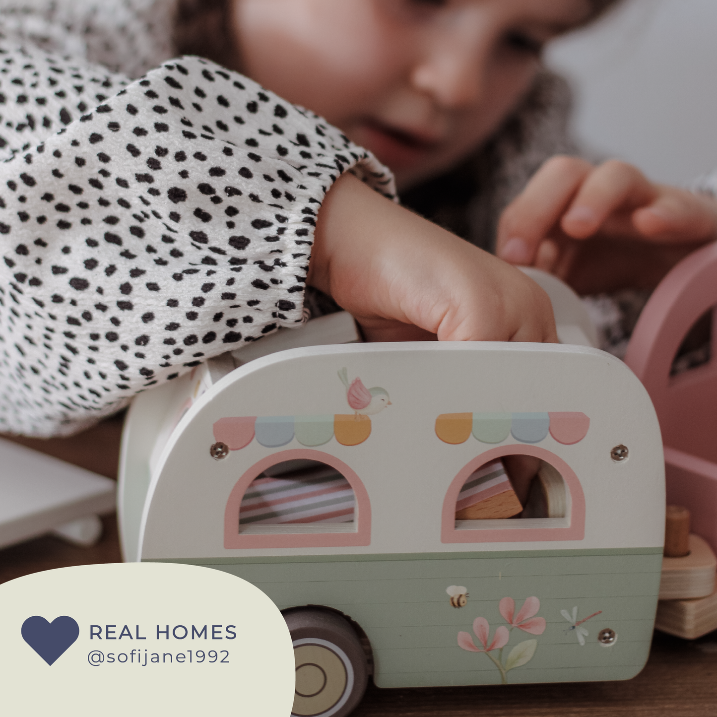 Little Dutch Toy Car with Caravan