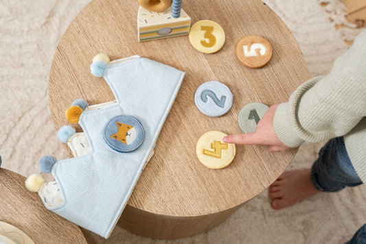 Little Dutch Blue Birthday Crown