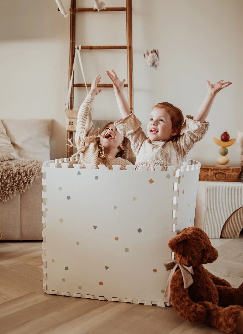 Tiloo World Map Playmat | Foam Toy Storage | Mucky Wolf