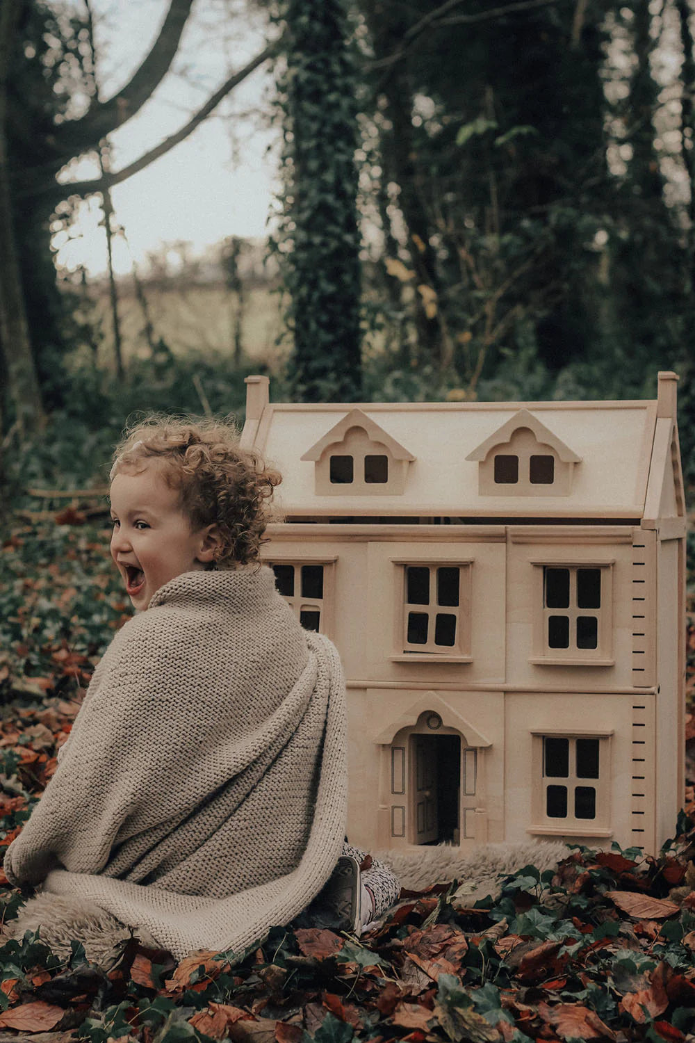 PlanToys Victorian Dolls House – Solid Wooden Heirloom Toy
