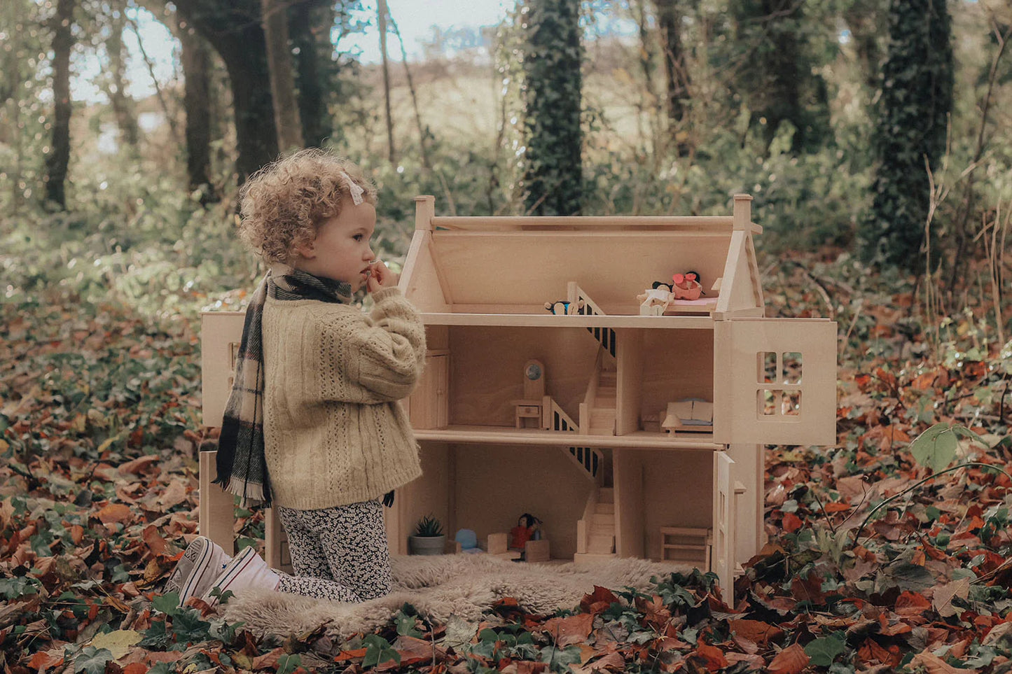 PlanToys Victorian Dolls House – Solid Wooden Heirloom Toy