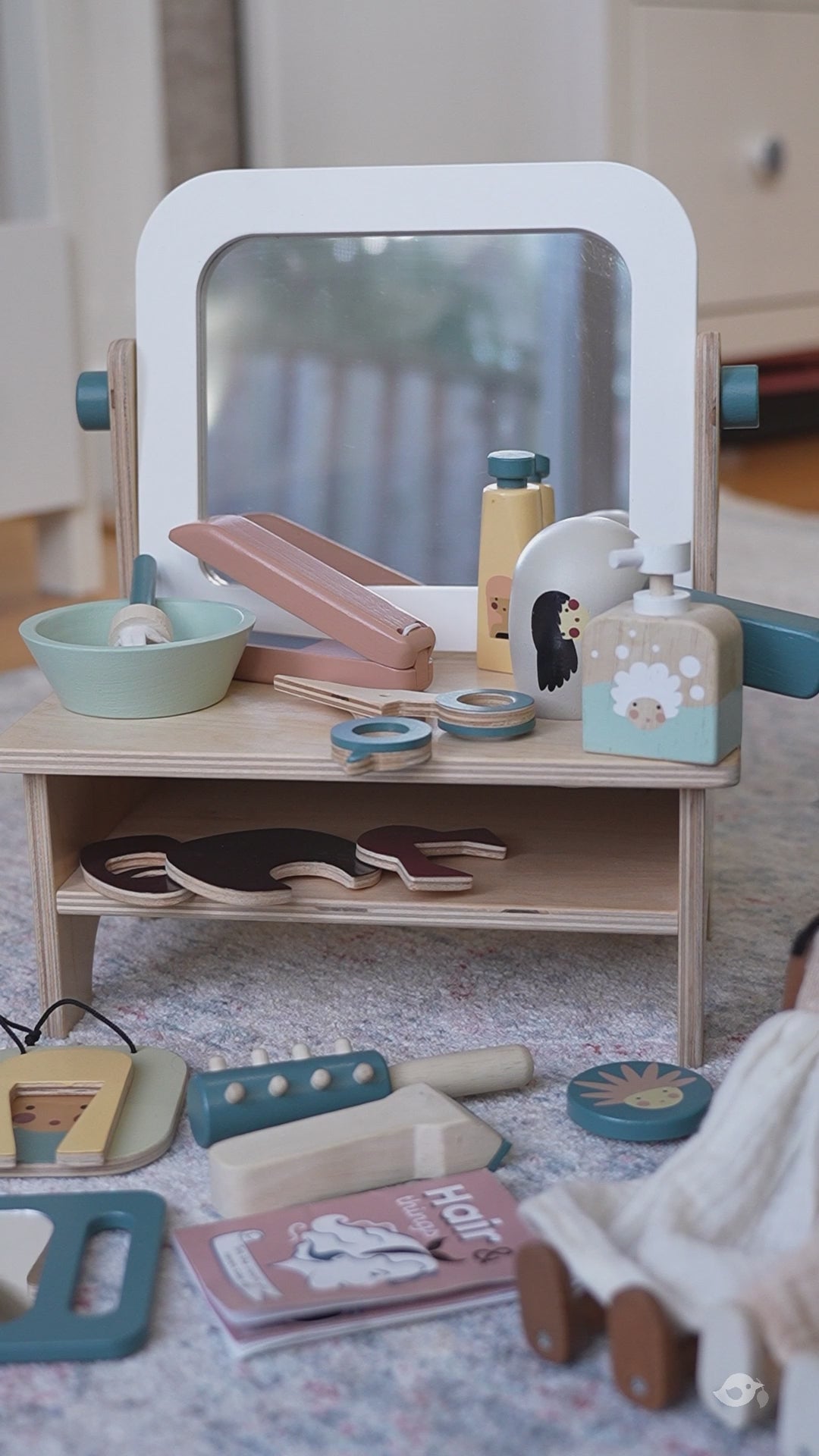 Hair Salon wooden toy 