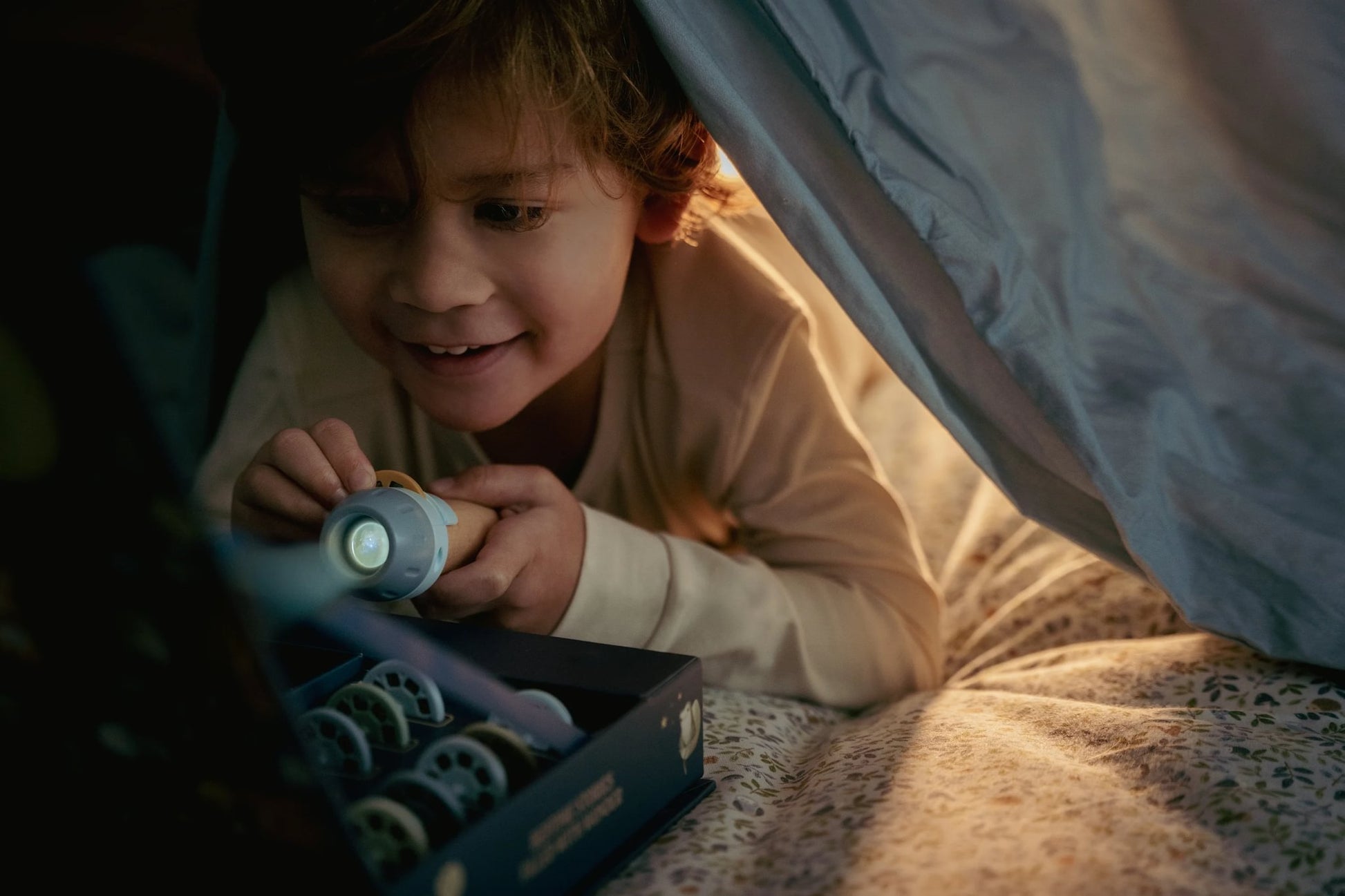 Little Dutch Forest Friends Story Projector Torch | Mucky Wolf